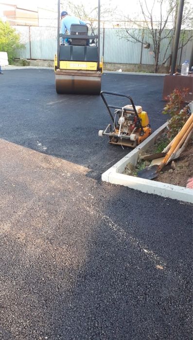 Укладка асфальта / Асфальтирование