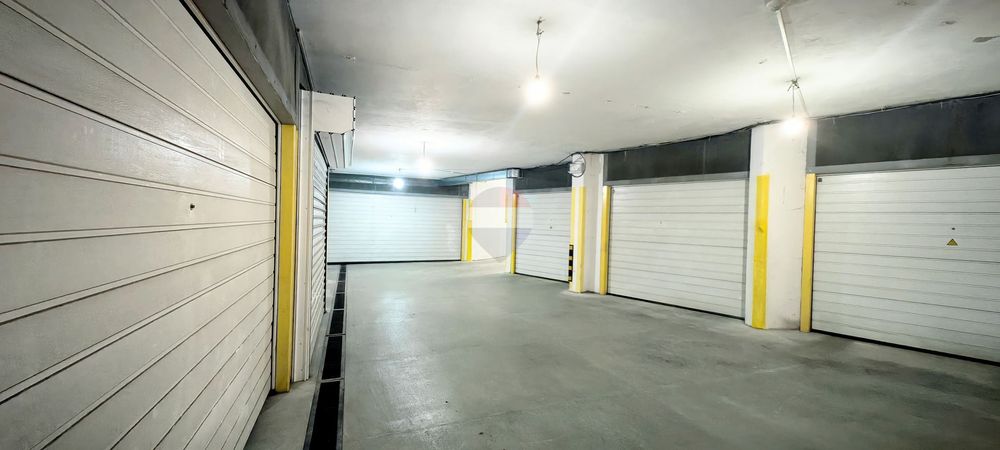 Подземен гараж за продажба, под Операта, гр.Варна ЙГ