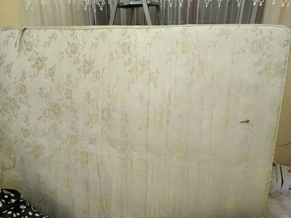 Матрас 200/160 б/у  рабочий