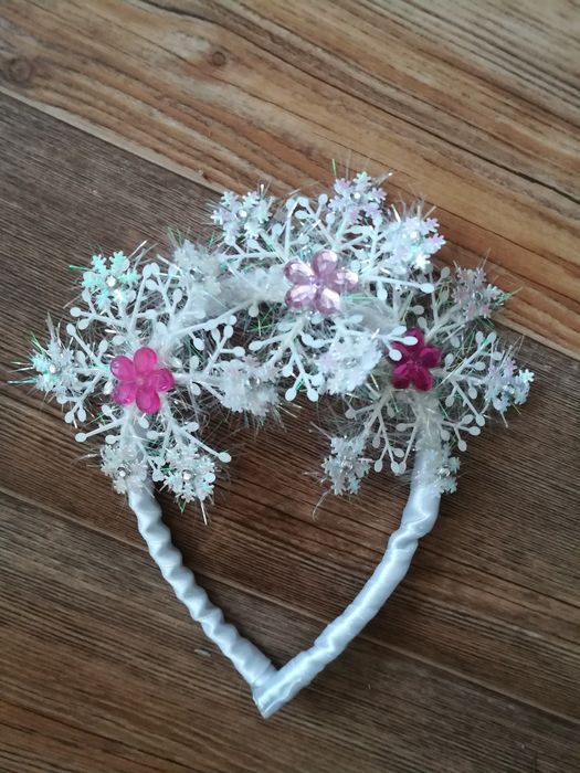 Ободок Снежинки ручная работа