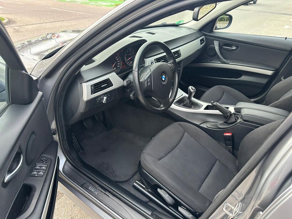 Bmw 320i 150Cp 2009Climatronic Scaune Incalzite Angel Eyes Pilot