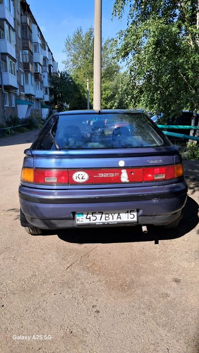 Мазда 323 F BG 1990 года