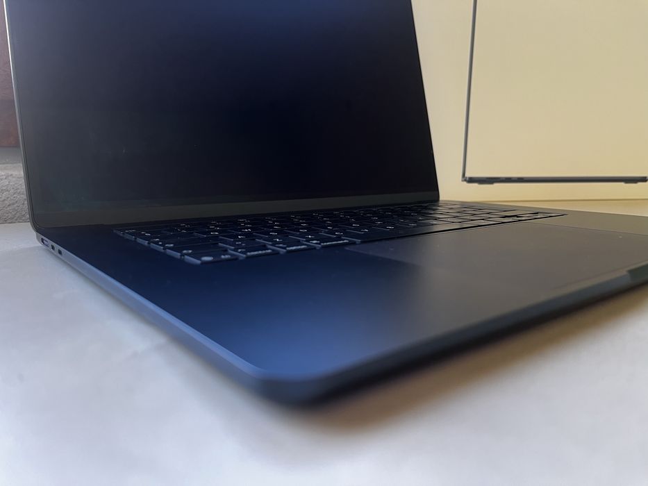 Macbook air m4 16 gb ram 256 gb