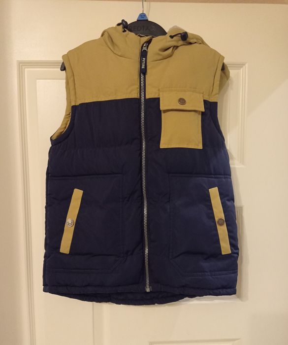 Жилетка Безрукавка Futurino