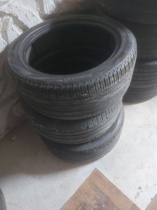 Продам 21 резину 2 комплекта