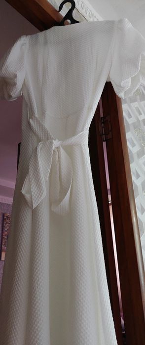 Продам платья. На запах