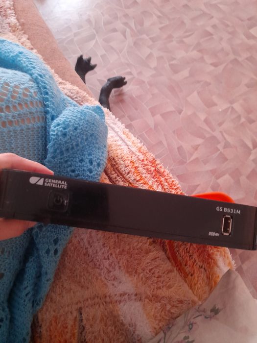 Продам приставку и тарелку