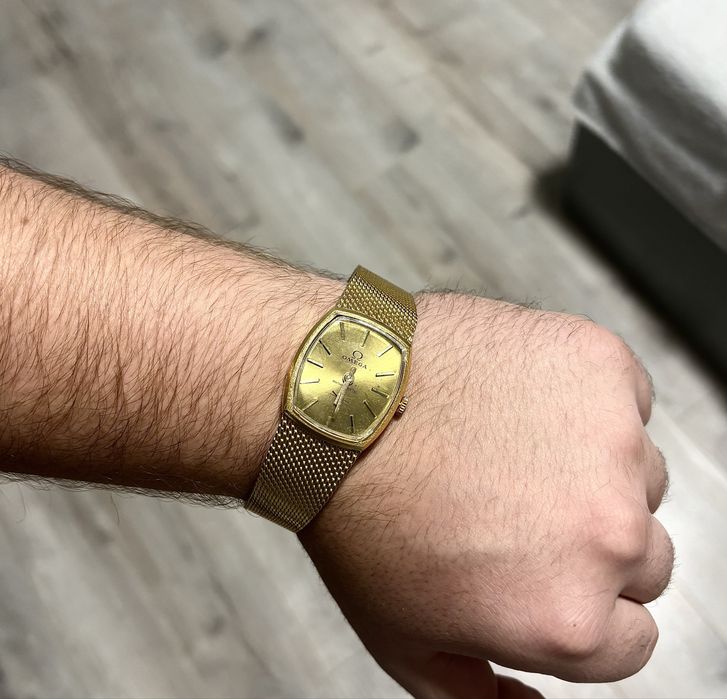 Ceas Vintage Omega Antimagnetic – Placat Aur 18K, Brățară Mesh, Mecanism Complet