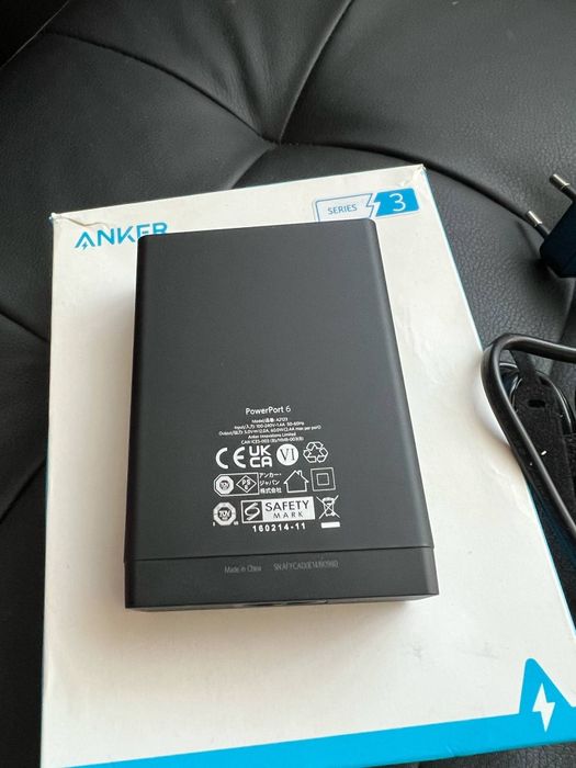 Зарядна станция Anker 60 w.Apple и Samsung. Нова!