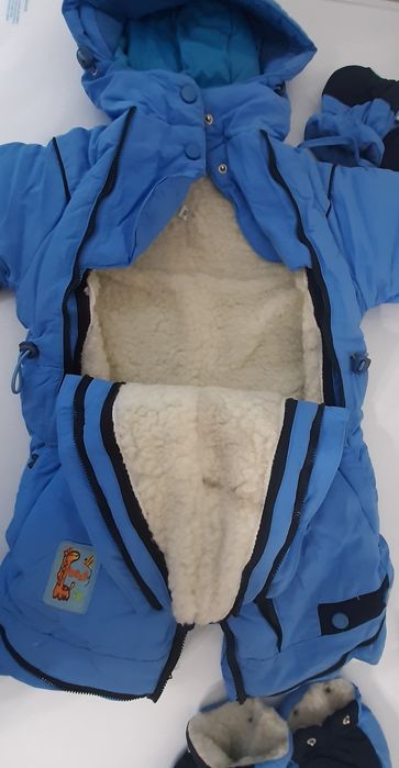 1. Комбинезон 2 в одном. 2. Конверт для выписки ( Польша).