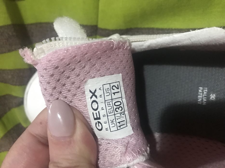 Сникърси Geox за момиче 30 номер