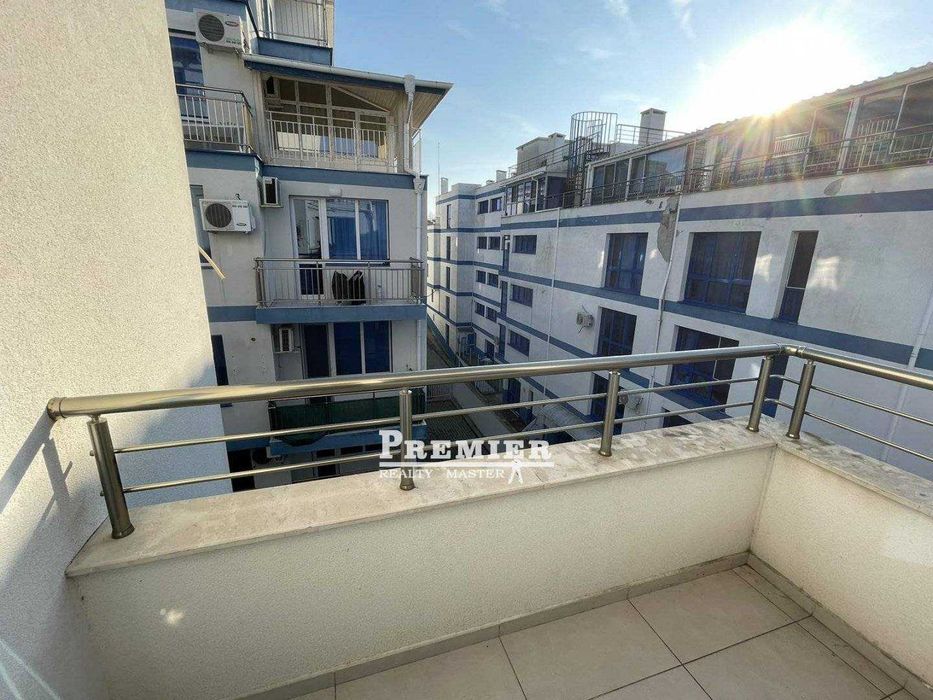 Продава се Двустаен апартамент в Поморие - 52 кв.м за 1058 €/кв.м - Снимка #2