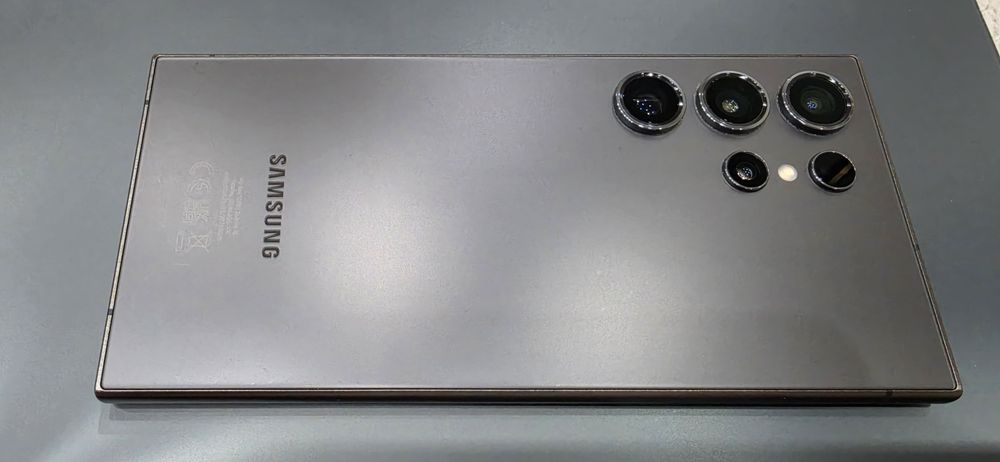 Samsung S24 Ultra  12/512