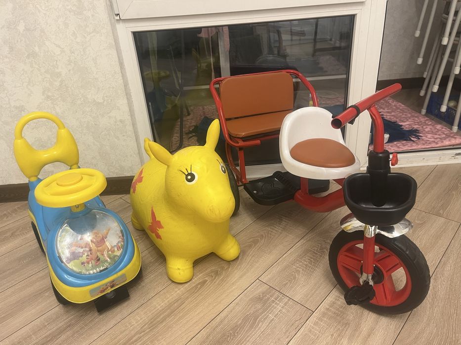 Детский велосипед, каталка, прыгун
