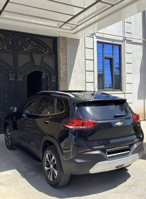 Продам срочно Tracker 2 premier Plus+ 2025