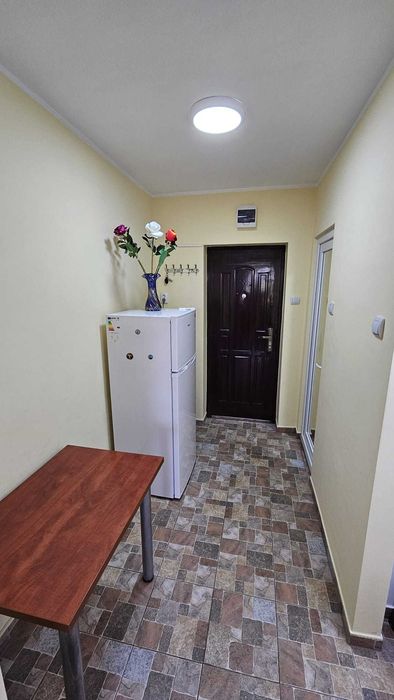 Inchiriez garsoniera Str. Saturn