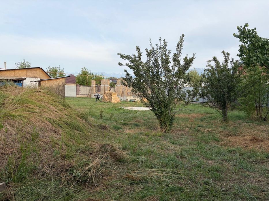 Продам времянку, участок 10 сот