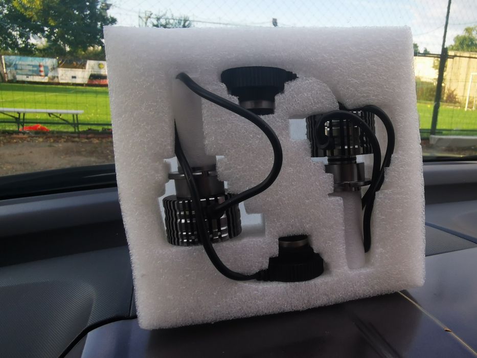 Leduri Bullvision D2S Far Xenon