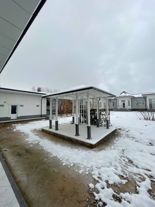 Naves besedka ograjdeniy darvoza perila hi tech  навес беседка