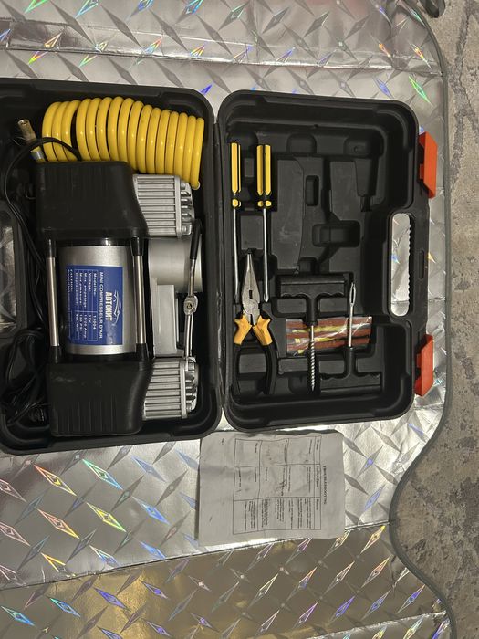 Продам акссесуары и инструменты для авто