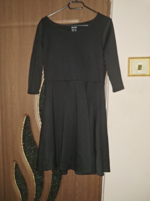 Rochita neagra Esmara 40/42
