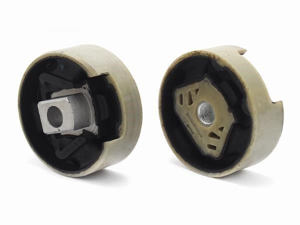 Подушка двигателя (комплект) передняя  Skoda Octavia