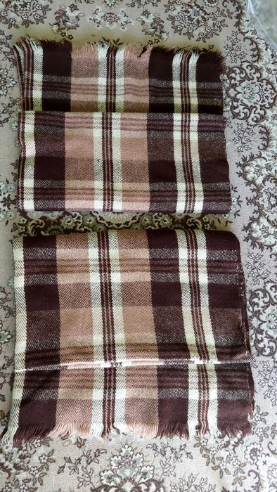 Родопски одеяла 6 броя.  35 лева за брой.