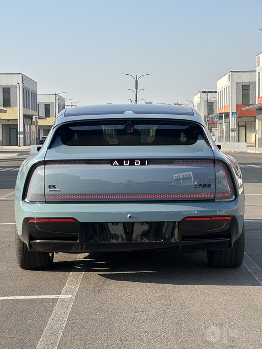 AUDI E5 Sportback Flagship quattro AWD