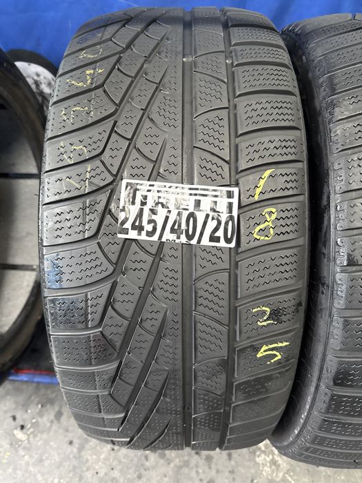 245/40/20 Pirelli M+S