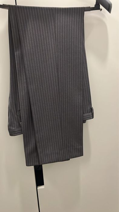 Костюм Hugo Boss размер IT48