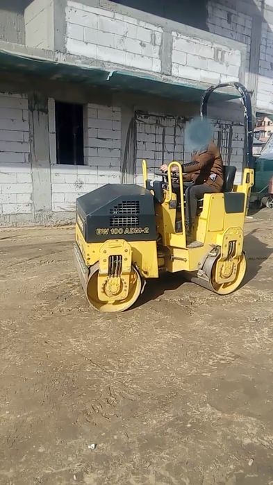 Bobcat Mini excavator  Miniexcavator miniincarcator  bob cat