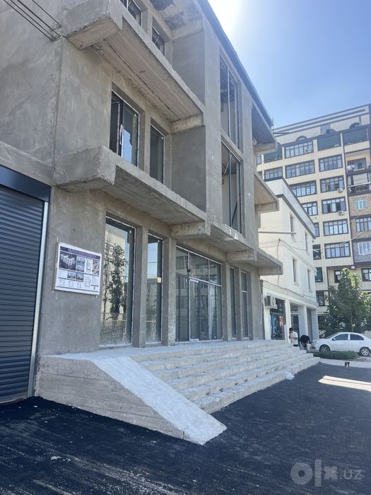 Sergeli  Quruvchi metro bekatidan 200 metr 800 kv noturar