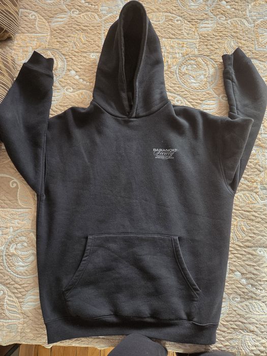 Продавам  черен суичър Black Squad