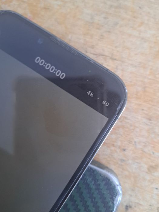 Iphone 13 pro,Продам с акб 77