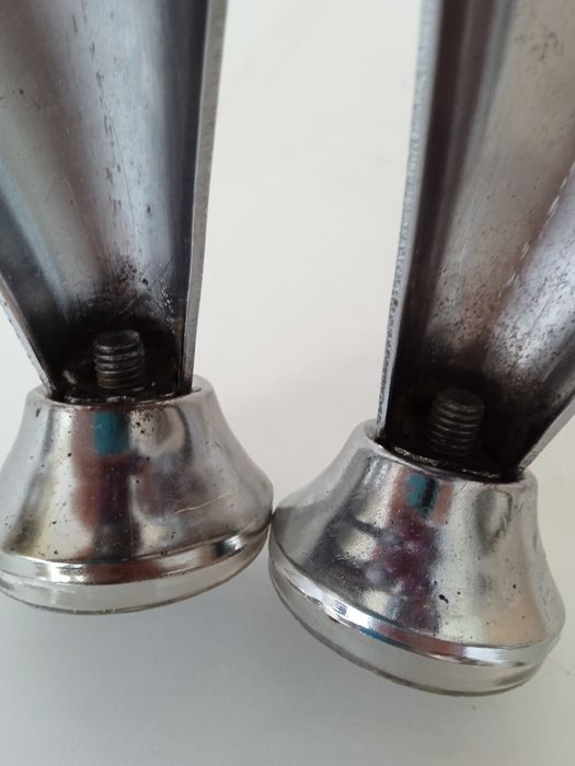 Крака метални за мебели, 2 бр.