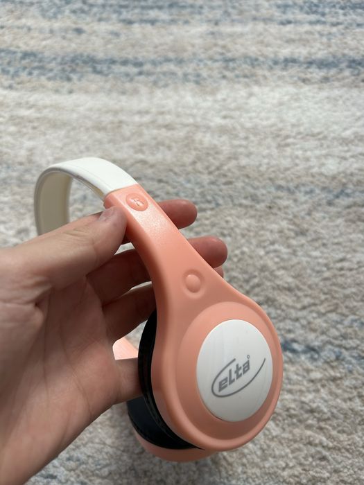 Големи слушалки Elta