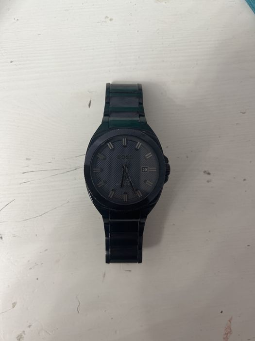 Продам Б/У часы boss оригинал
