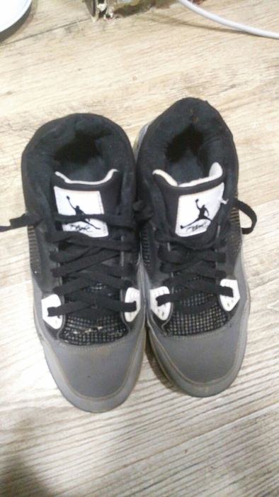 Кроссовки зимние с мехом и осенние две пары 39-40