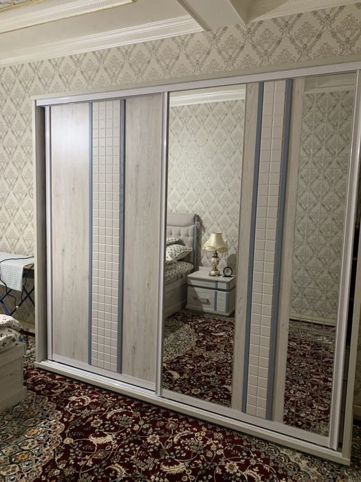 4 каватли турар-жойни 2 каватида жойлашган 100 м2 ремонти янги