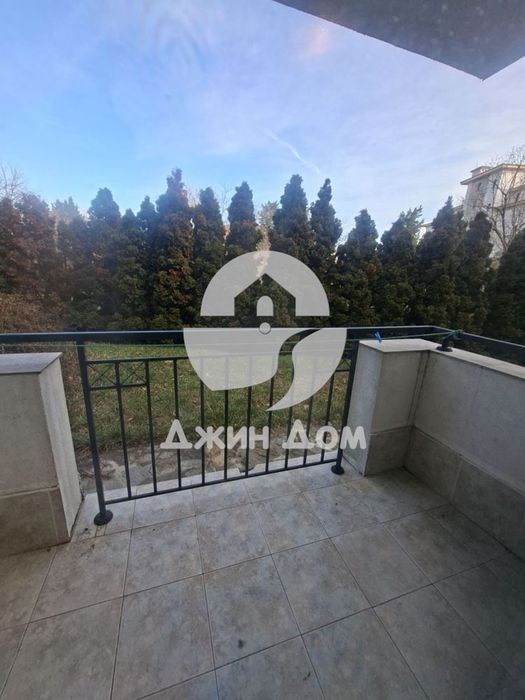 Едностаен апартамент в жилищна сграда БЕЗ ТАКСА, с. Равда