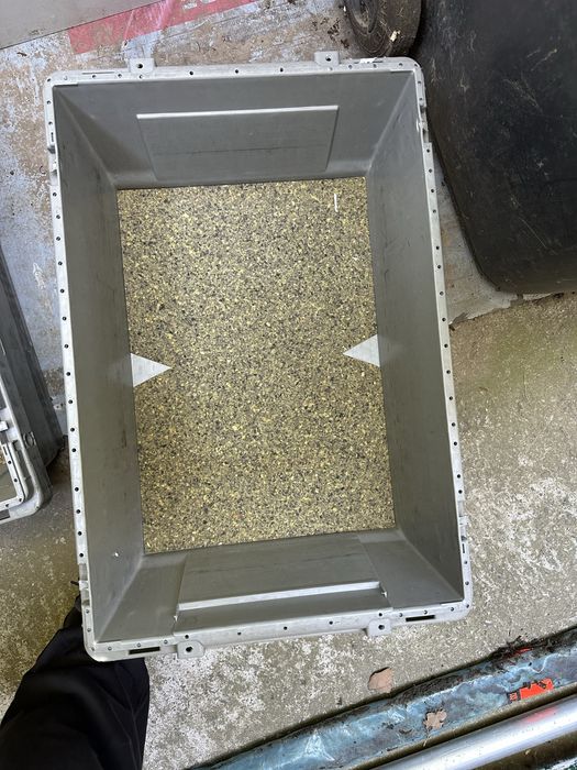 Lada plastic depozitare