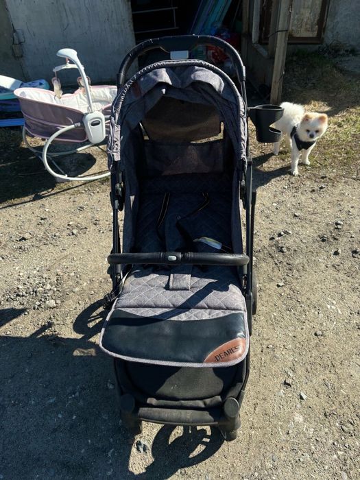 Коляска прогулочная