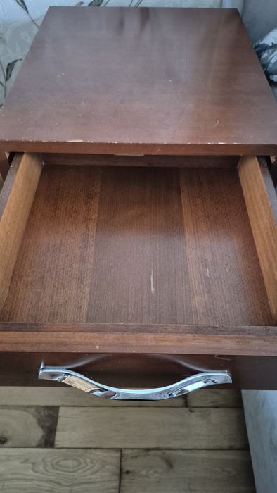 Прикроватная тумбочка 2 шт.