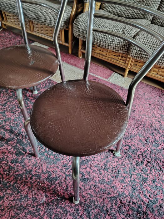 2 кухонных стула