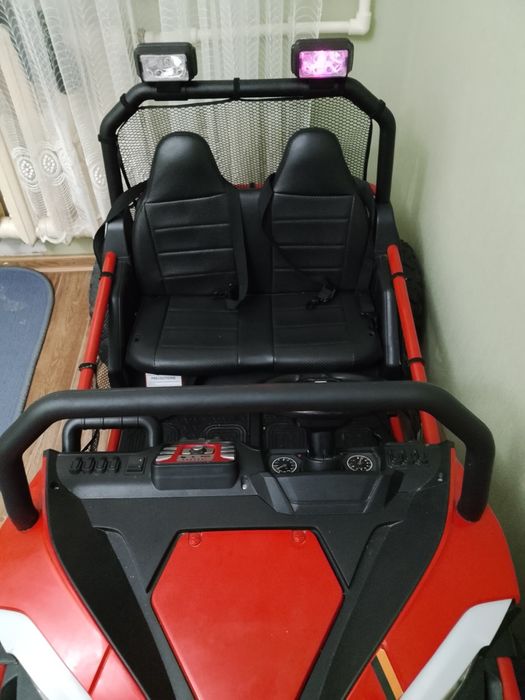 Машина детская электромабиль.