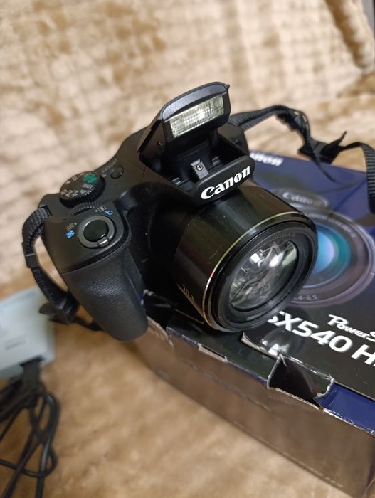 Canon SX540 HS bridge