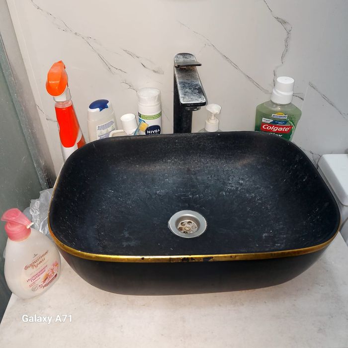 Продаю умывальник