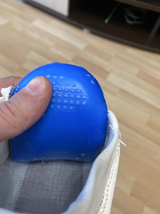 Продам кроссовки Найк оригинал .