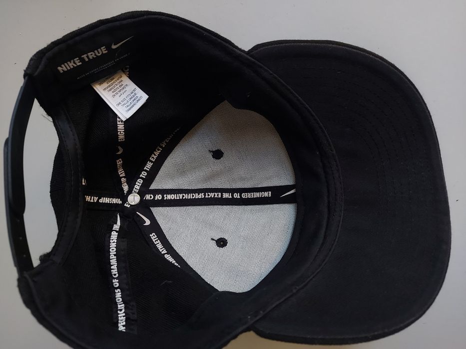Nike True , шапка с козирка унисекс 58-62см, нова
