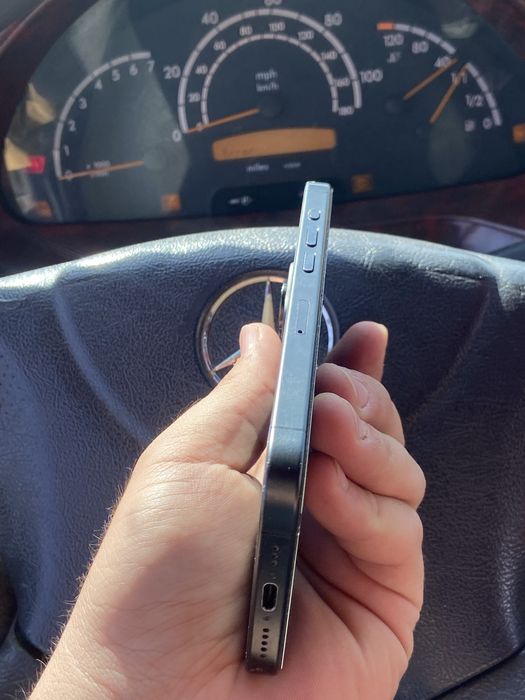 Продам Iphone 15 PRO 128GB BLACK